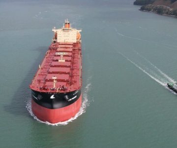 Ρωσικός «σκιώδης στόλος»: Με πλαστά ασφαλιστήρια η μεταφορά πετρελαίου παρά