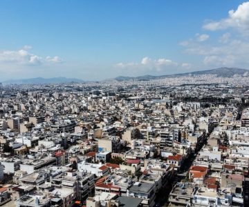 Κάμερες στις πολυκατοικίες: Πότε οι γείτονες μπορούν να πουν «όχι»
